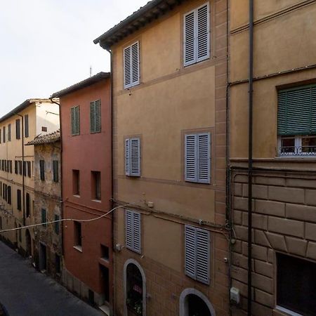 Casa Onda - Nel Cuore Della Contrada Siena Eksteriør billede